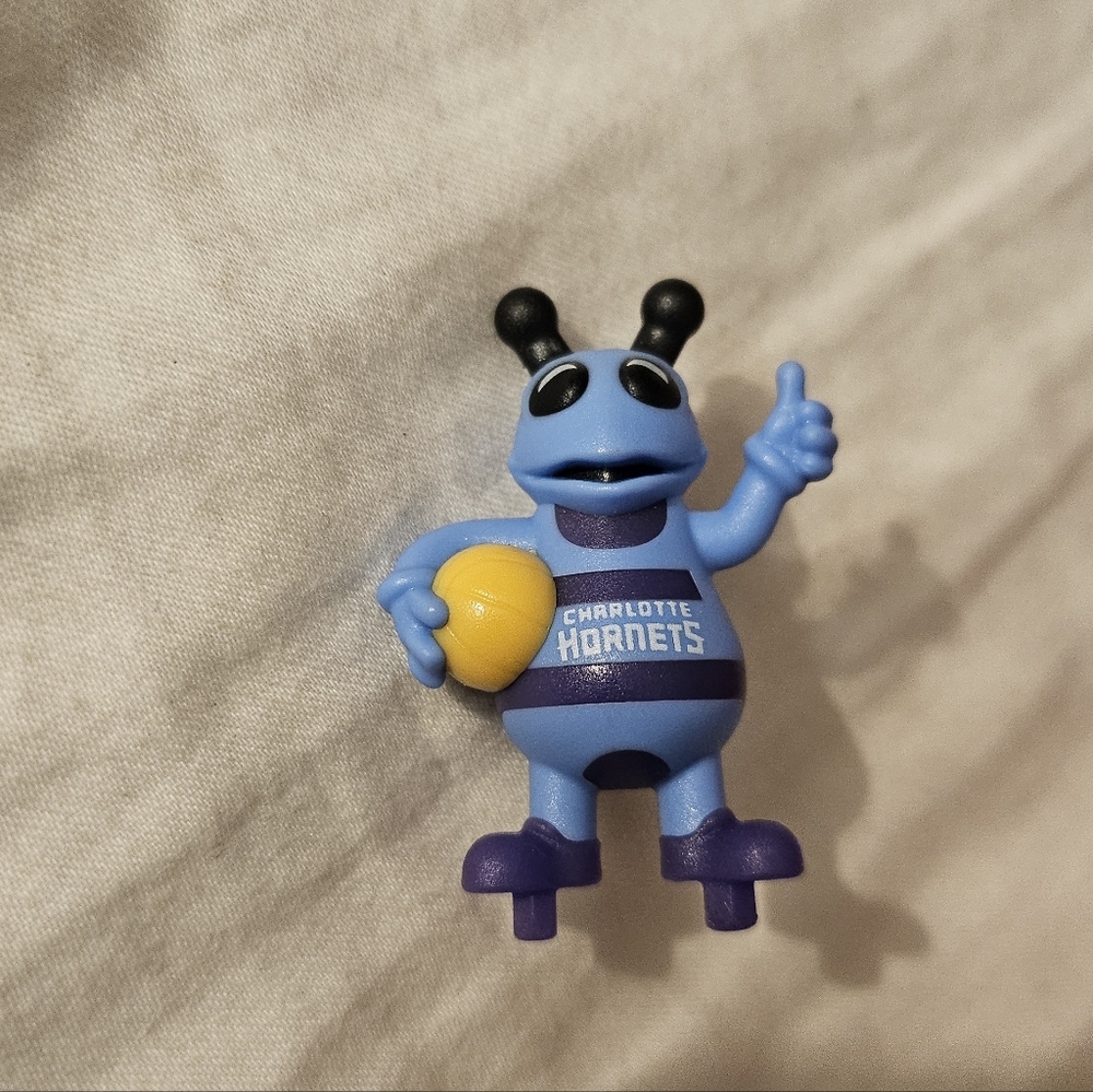 Charlotte Hornets Official Mascot NBA Basketball mini plastic‎ figure VD351